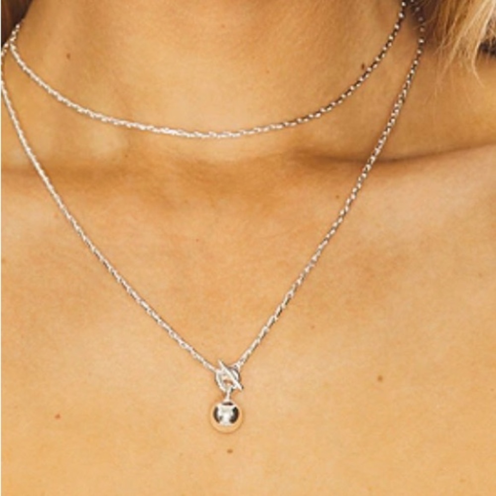 NWT Jenny Bird Constance Silver Pendant Necklace